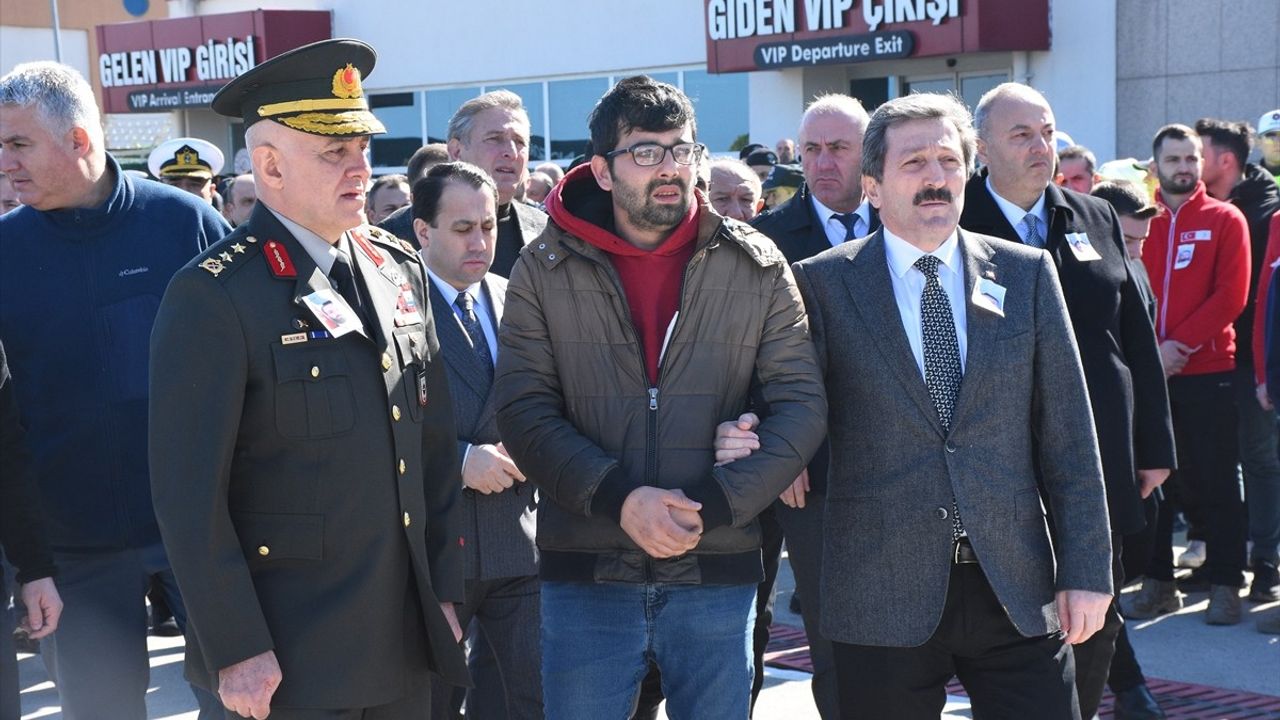 Şehit Pratisyen Hekim Koray Arslan'ın Cenazesi Samsun'a Ulaştırıldı