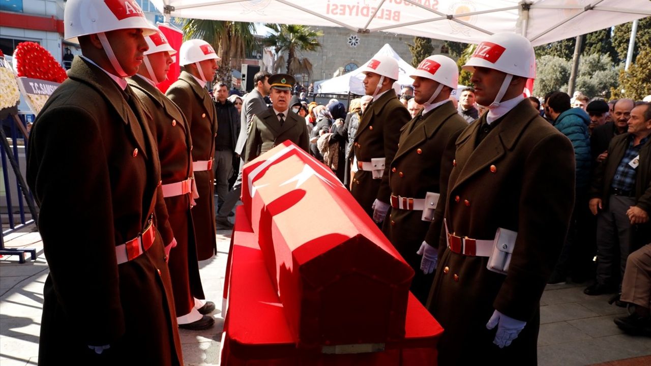 Şehit Pratisyen Hekim Koray Arslan Son Yolculuğuna Uğurlandı
