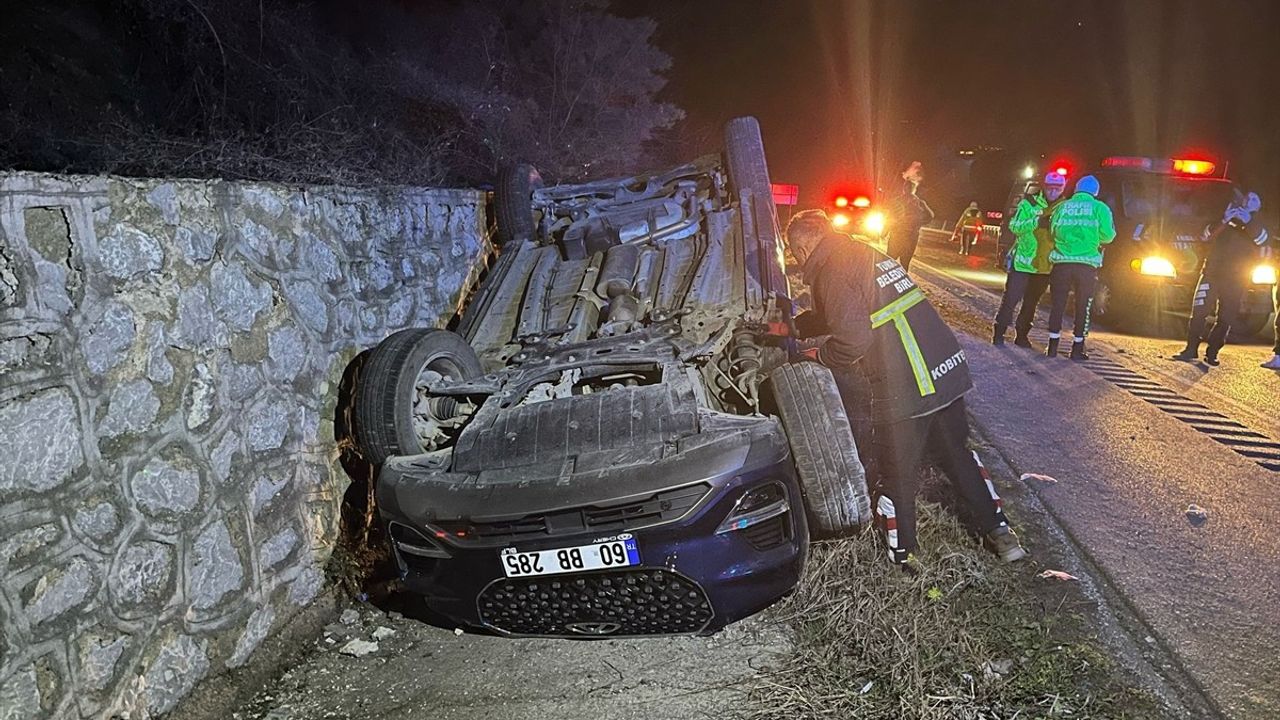 Tokat'ta Devrilen Cip Kazasında Dört Yaralı