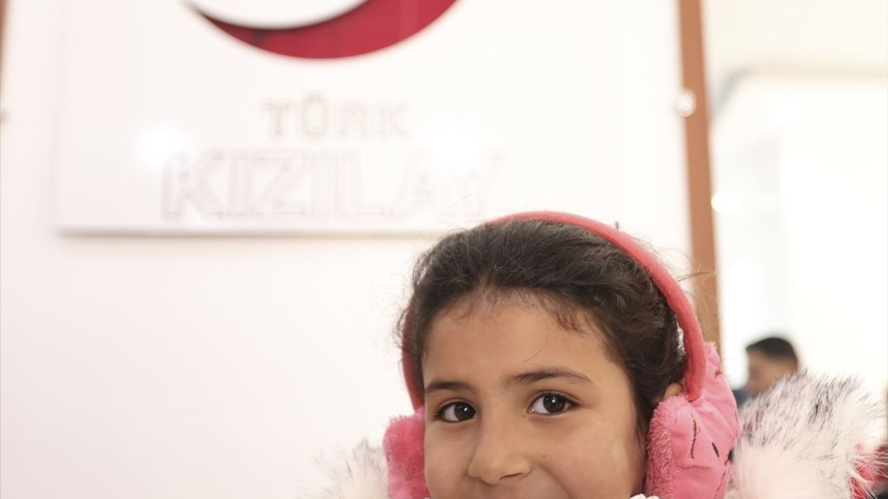 Türk Kızılay, Suriye'de İhtiyaç Sahiplerine Umut Taşıyor
