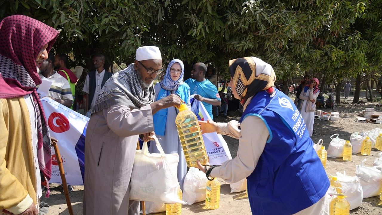 Türkiye Diyanet Vakfı, Etiyopya'da 35 Bin İhtiyaç Sahibi İçin Ramazan Yardımı Dağıttı