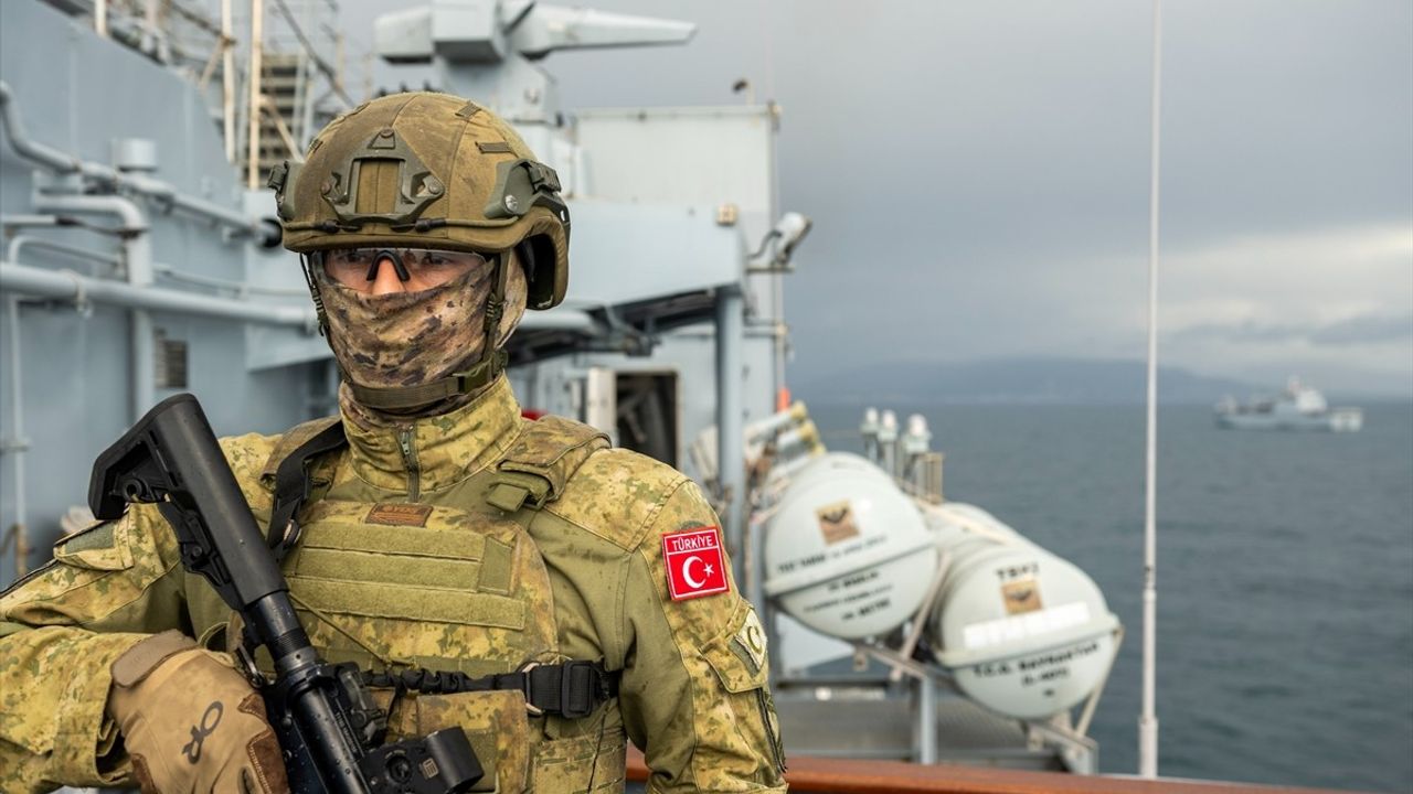 Türkiye NATO Amfibi Görev Kuvveti Komutasında