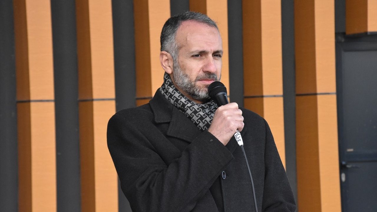 Van'da Gazze'ye Yönelik Saldırılara Protesto