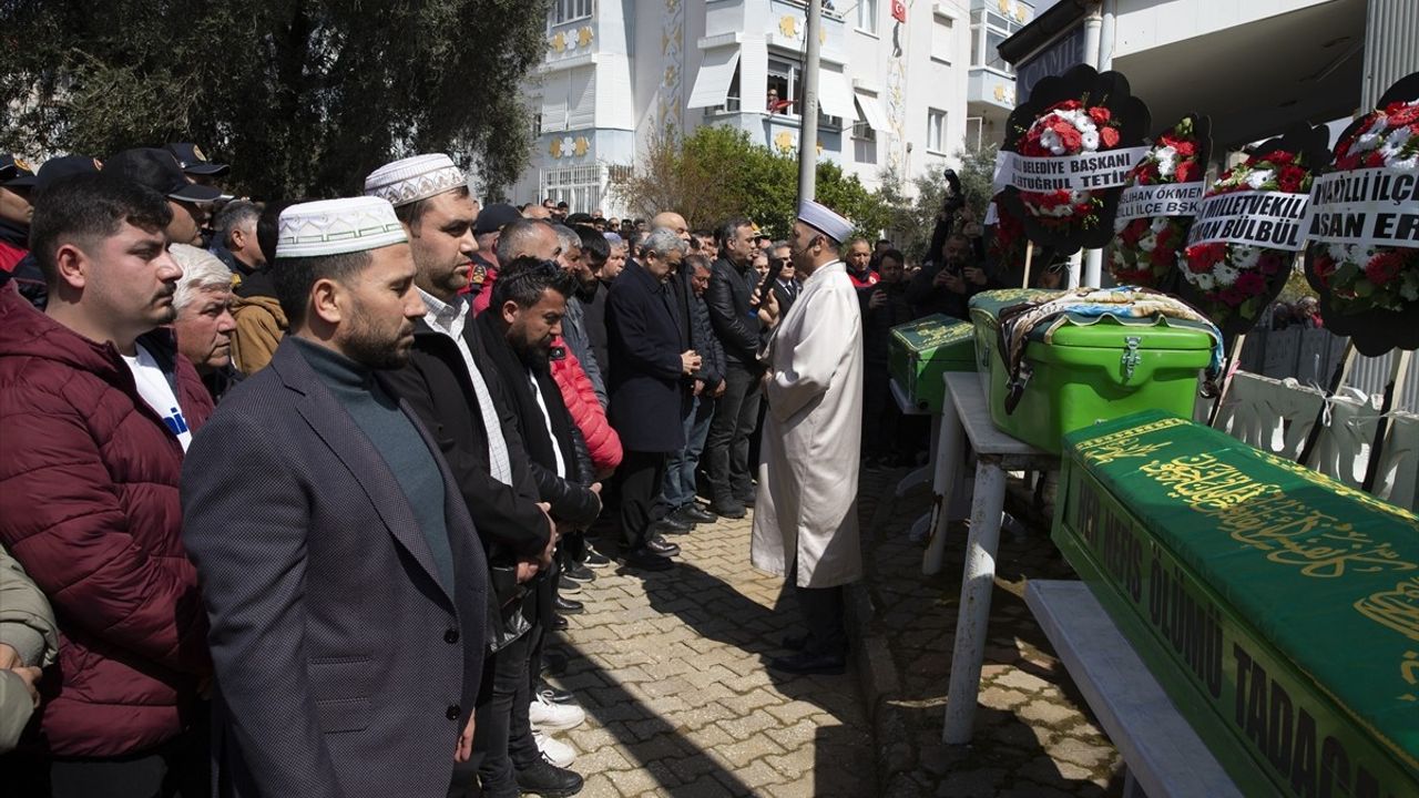 Yangında Hayatını Kaybeden İtfaiye Erin Oğlu Sınıfında Andı