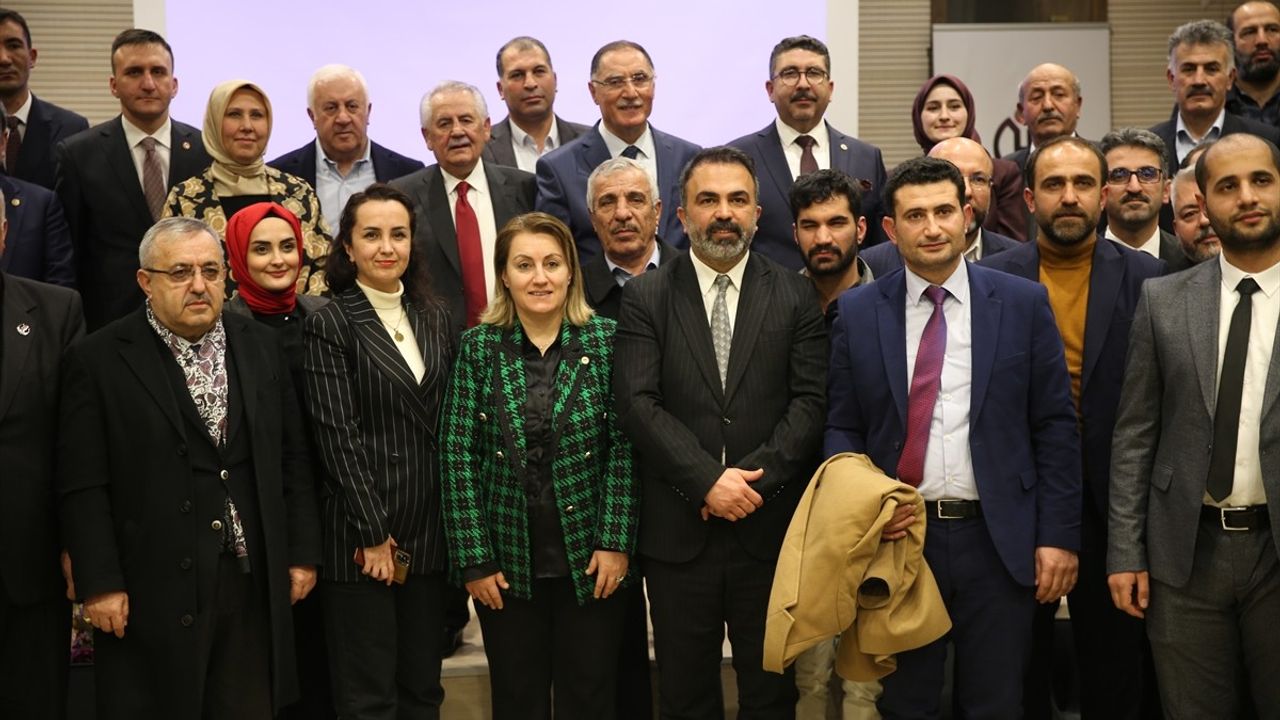 Yeni Anayasa Buluşmaları Bitlis'te Gerçekleşti