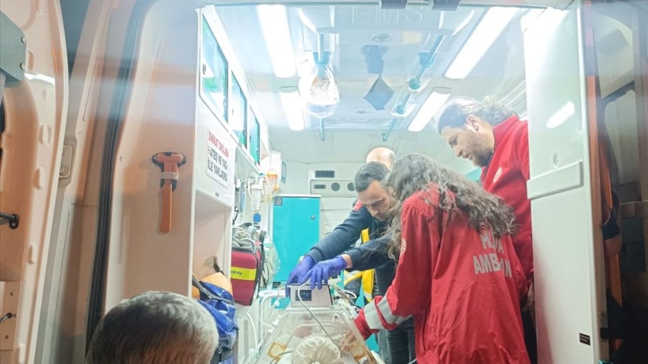 Yeni Doğan Bebek İçin Ambulans Uçak Havalandı