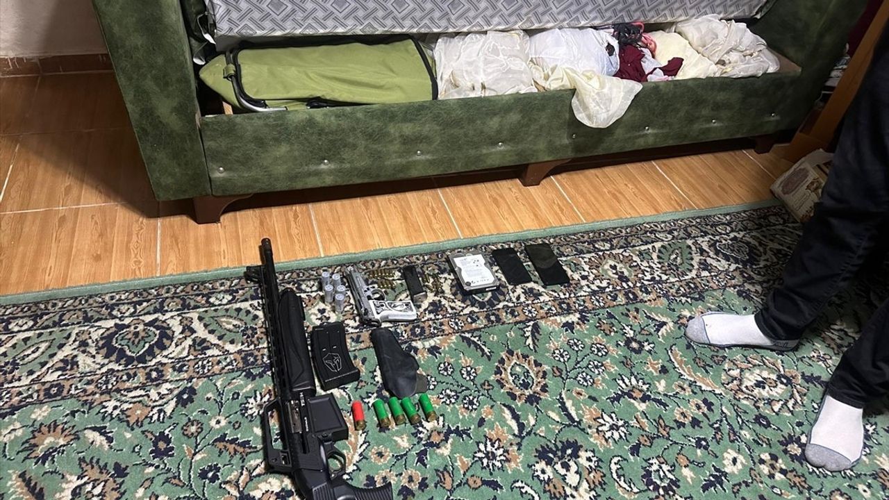 Adana Merkezli Suç Örgütüne Büyük Darbe: 109 Zanlı Adliyeye Sevk Edildi