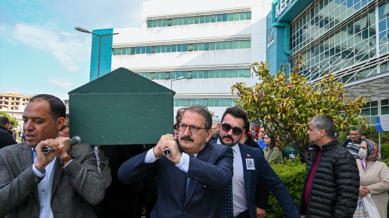 Antalya'da Dr. Hamdi Oğrağ İçin Tören Düzenlendi