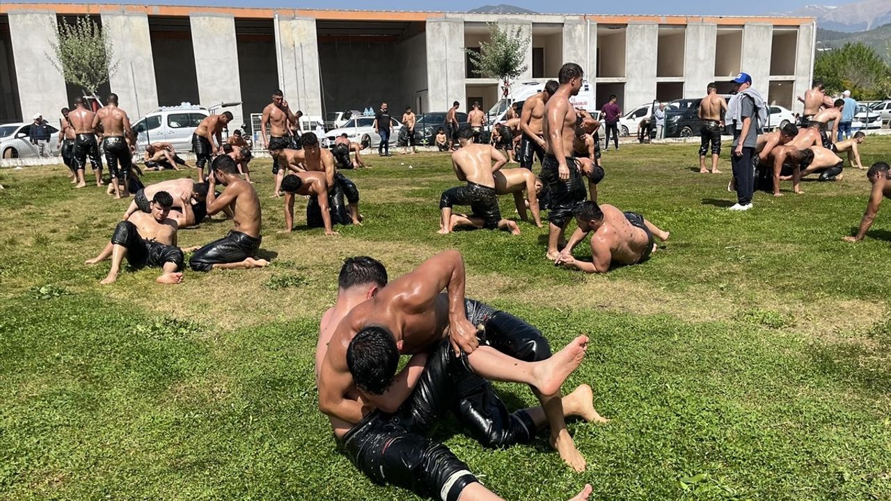 Antalya'da Güreş Sezonu Hazırlıkları Başladı