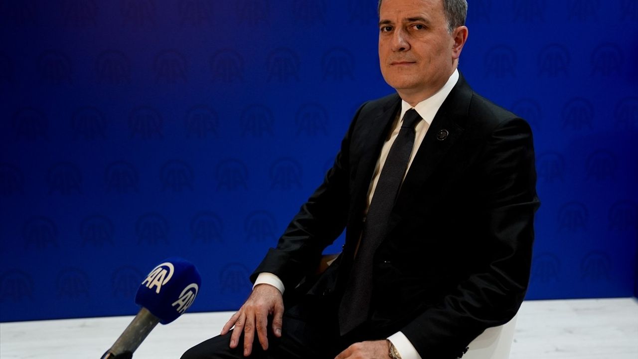 Azerbaycan Dışişleri Bakanı Bayramov'dan Ermenistan ile Barış Süreci Değerlendirmesi