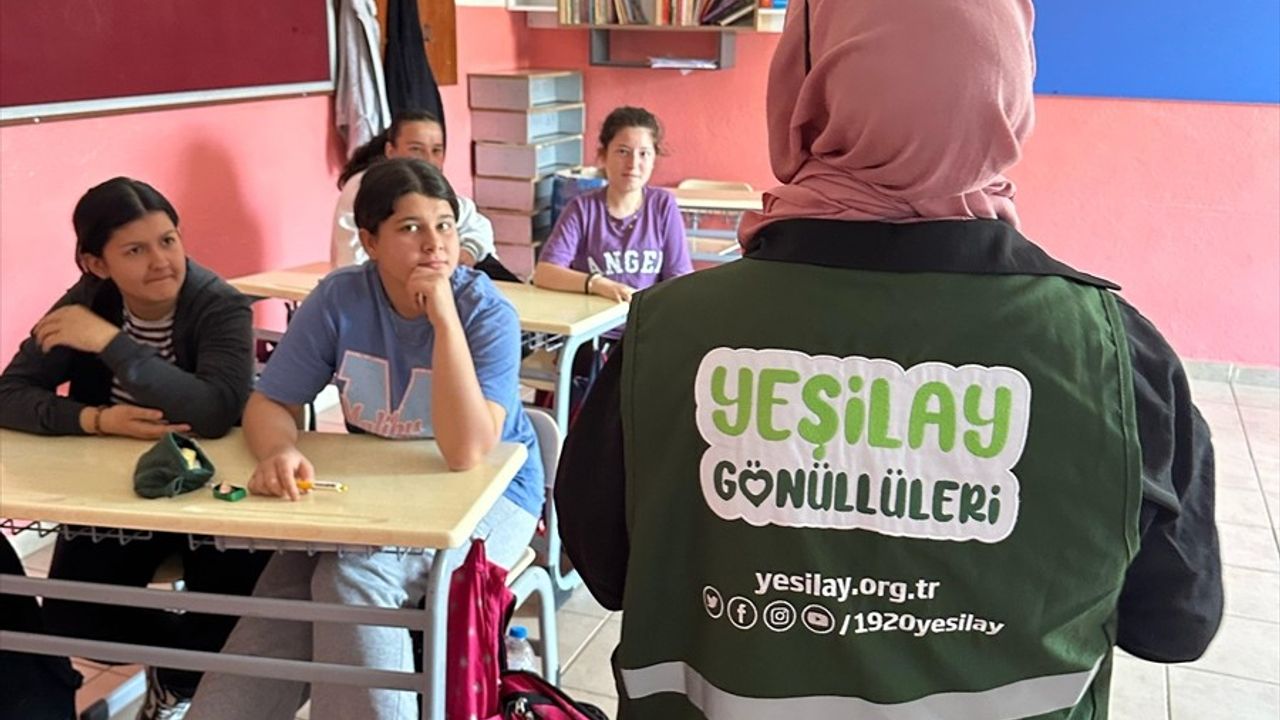 Balıkesir'de 'Benim Kulübüm Yeşilay' Etkinliği Düzenlendi