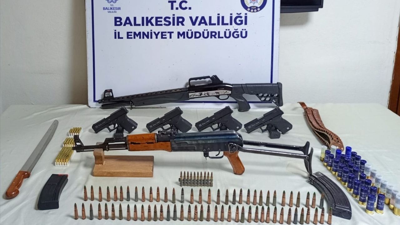 Balıkesir'de Silah Kaçakçılığı Operasyonu: 1 Şüpheli Tutuklandı