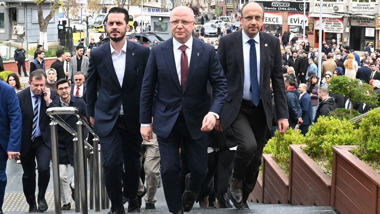 Bursa'da Suç Duyurusu: AK Parti'den Bozbey Hakkında Yasal Adım