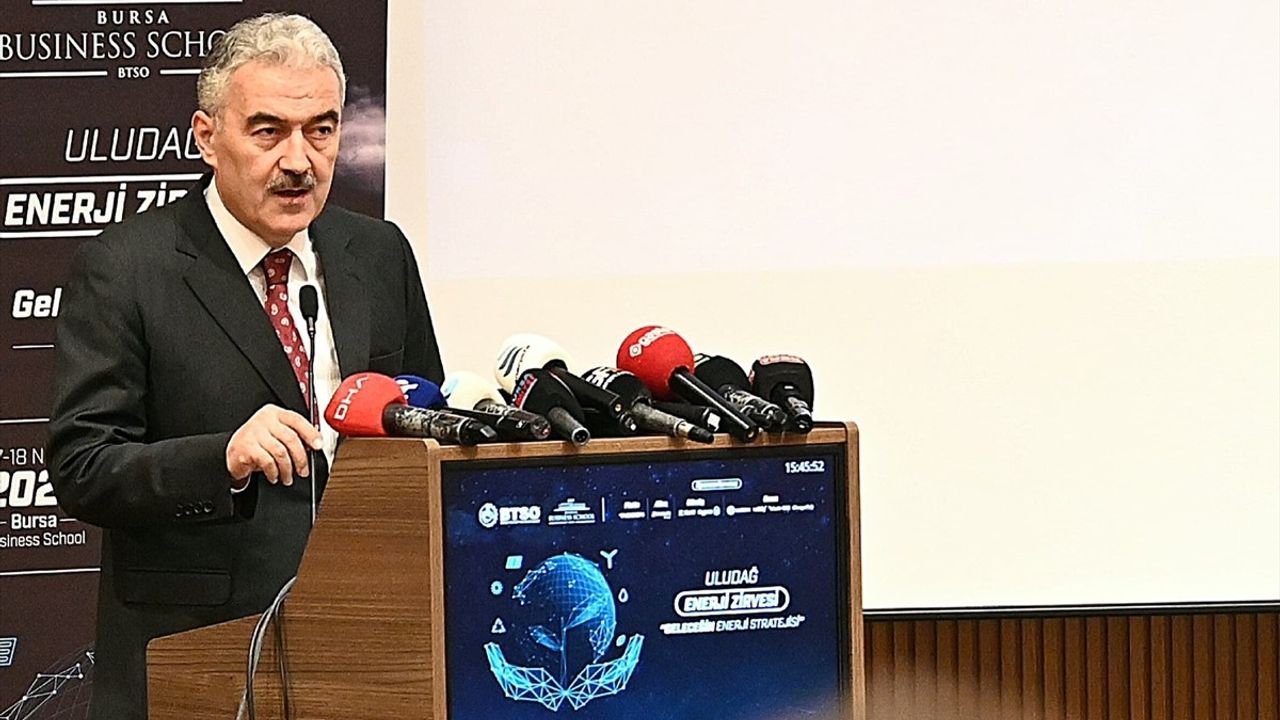 Bursa'da Uludağ Enerji Zirvesi: Geleceğin Enerji Stratejisi