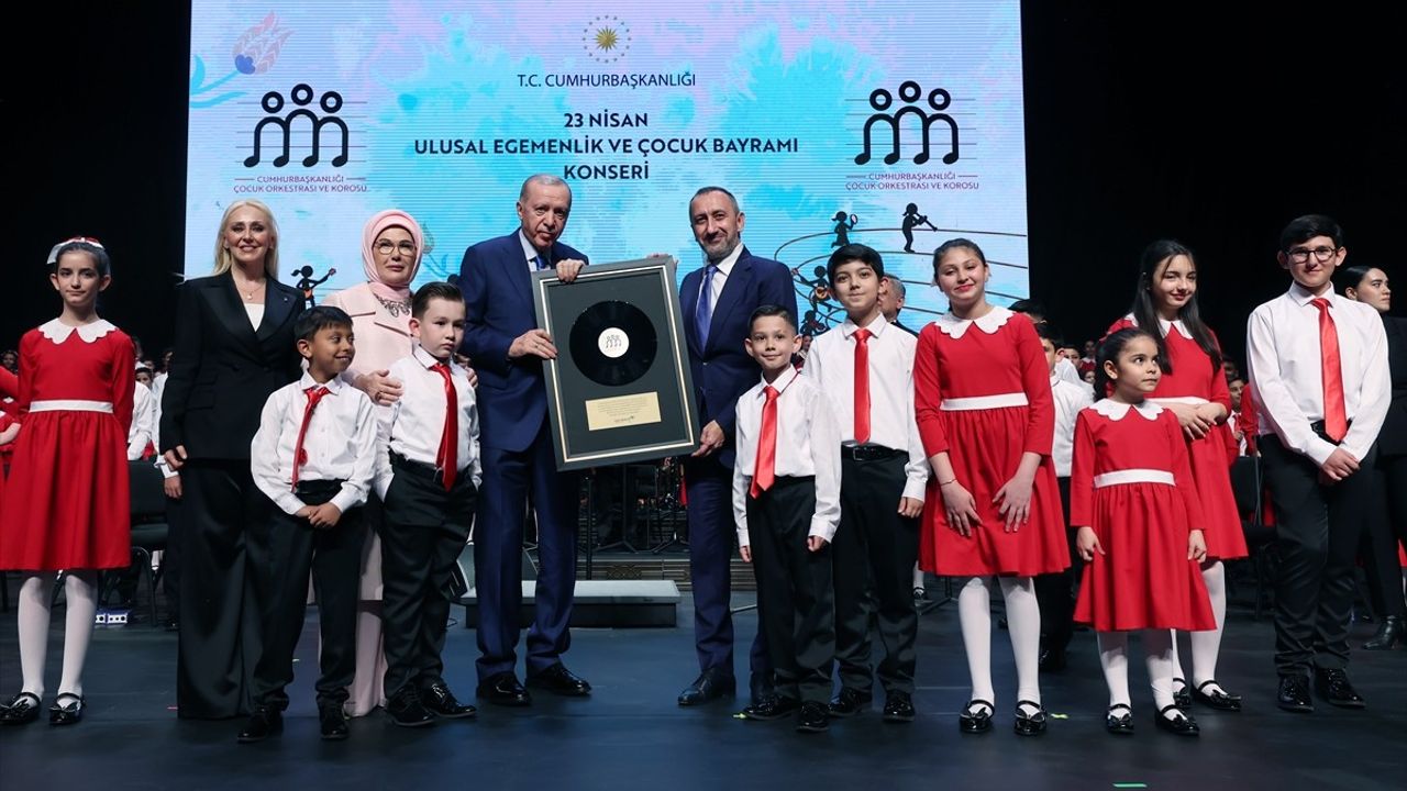 Cumhurbaşkanı Erdoğan, 23 Nisan Konserini İzledi