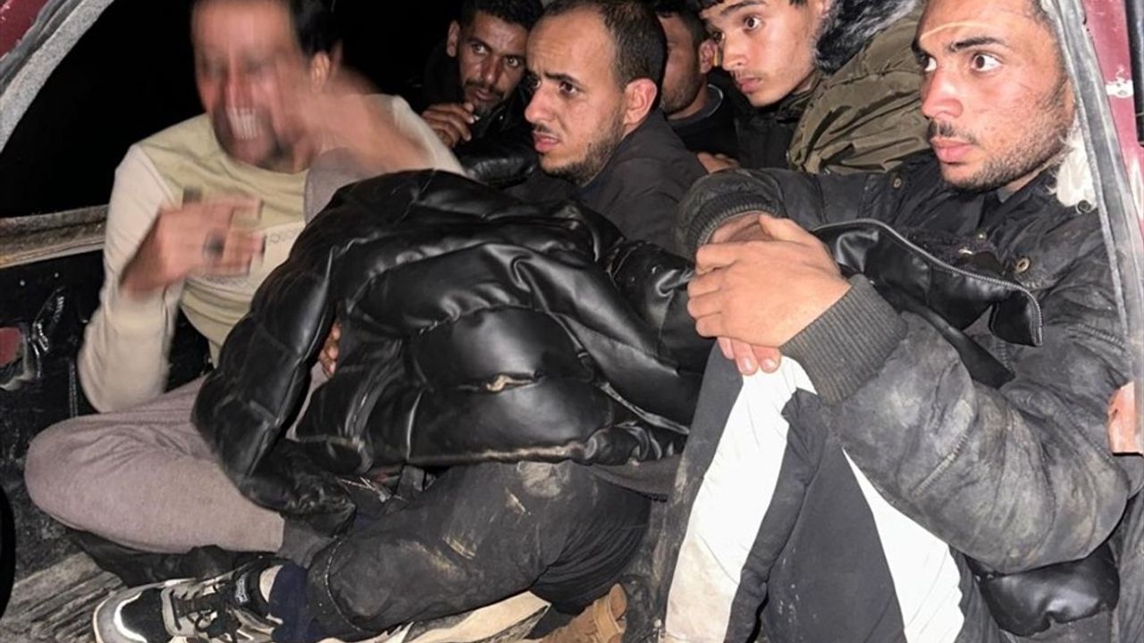 Edirne ve Kırklareli'nde 26 Düzensiz Göçmen Yakalandı