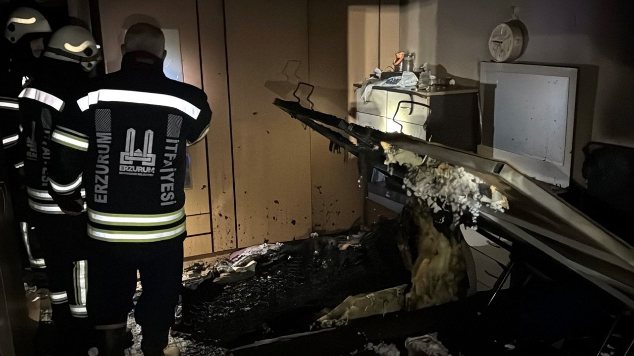 Erzurum'da Yangın: 16 Kişi Dumandan Etkilendi