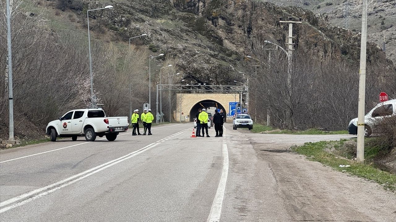 Gümüşhane-Trabzon Yolunda Heyelan Felaketi