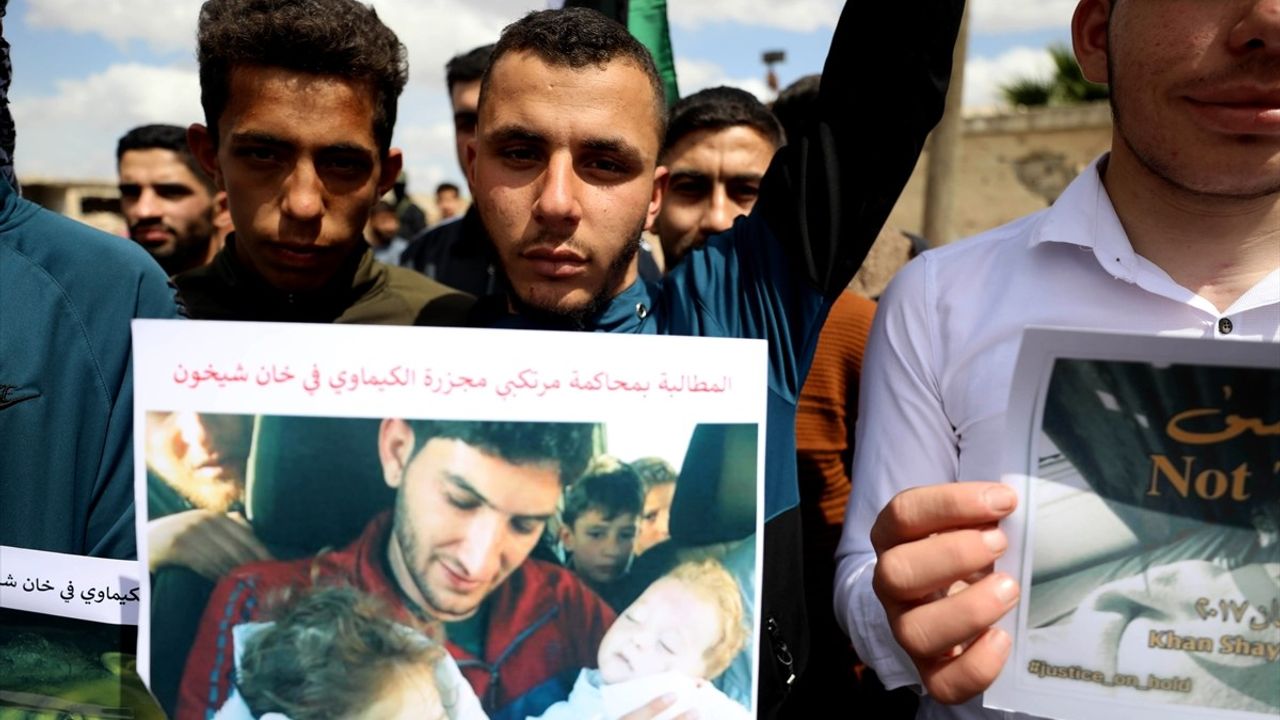 Han Şeyhun'da Kimyasal Saldırının 8. Yıl Dönümünde Protesto Günü