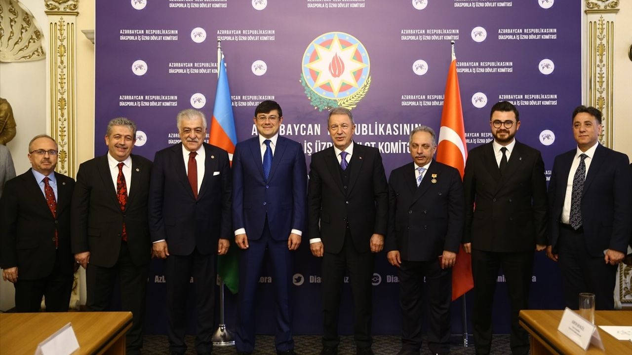 Hulusi Akar ve Muradov'dan Türk-Azerbaycan İşbirliği Vurgusu