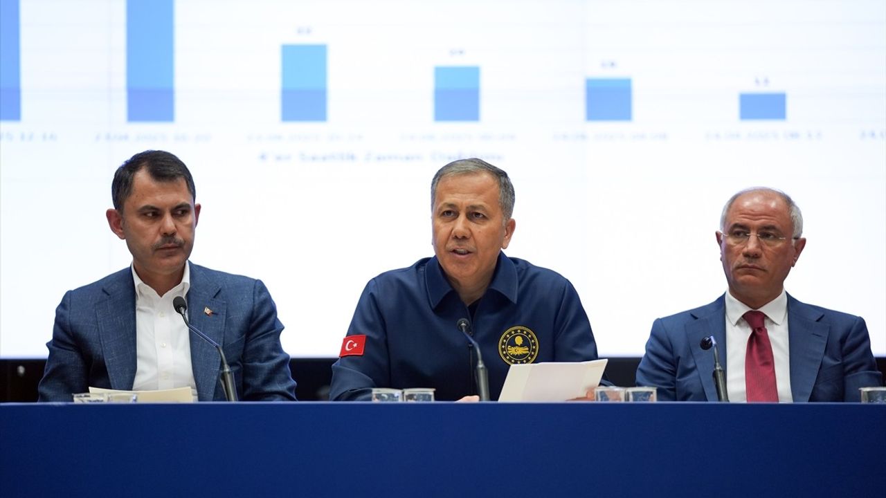 İçişleri Bakanı Yerlikaya'dan Deprem Açıklamaları