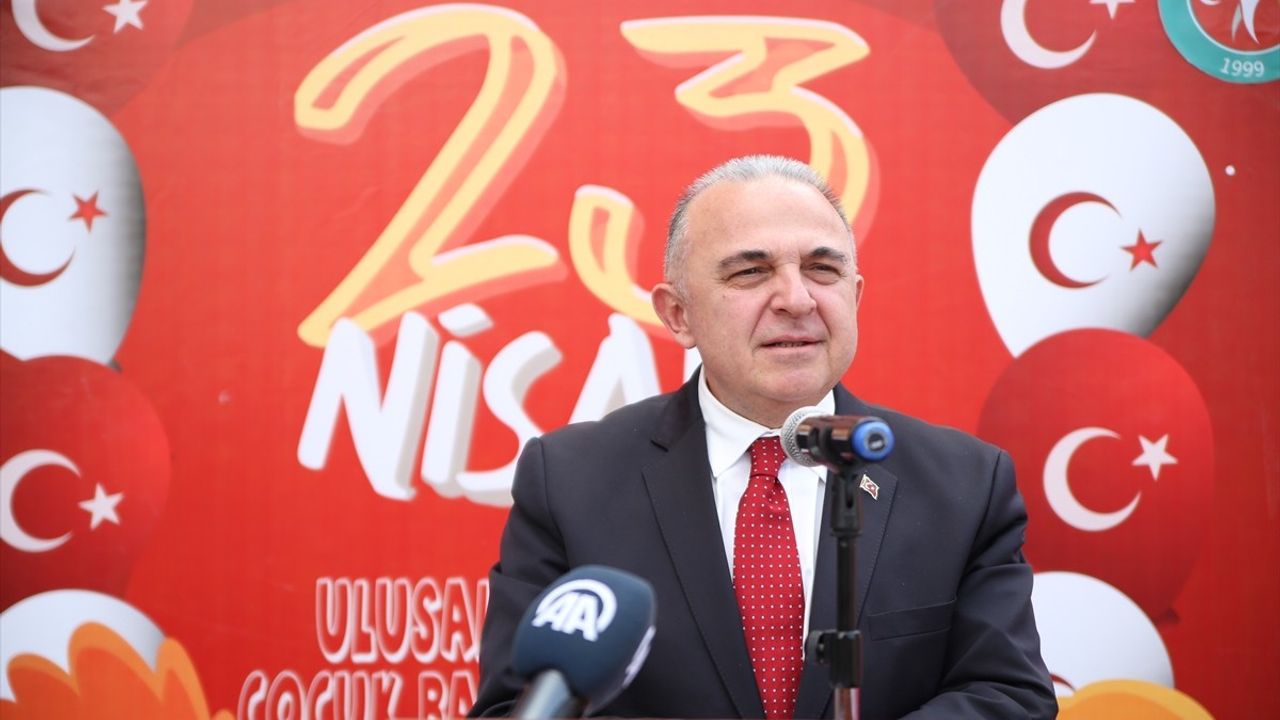 Kırgızistan'da 23 Nisan Coşkusu