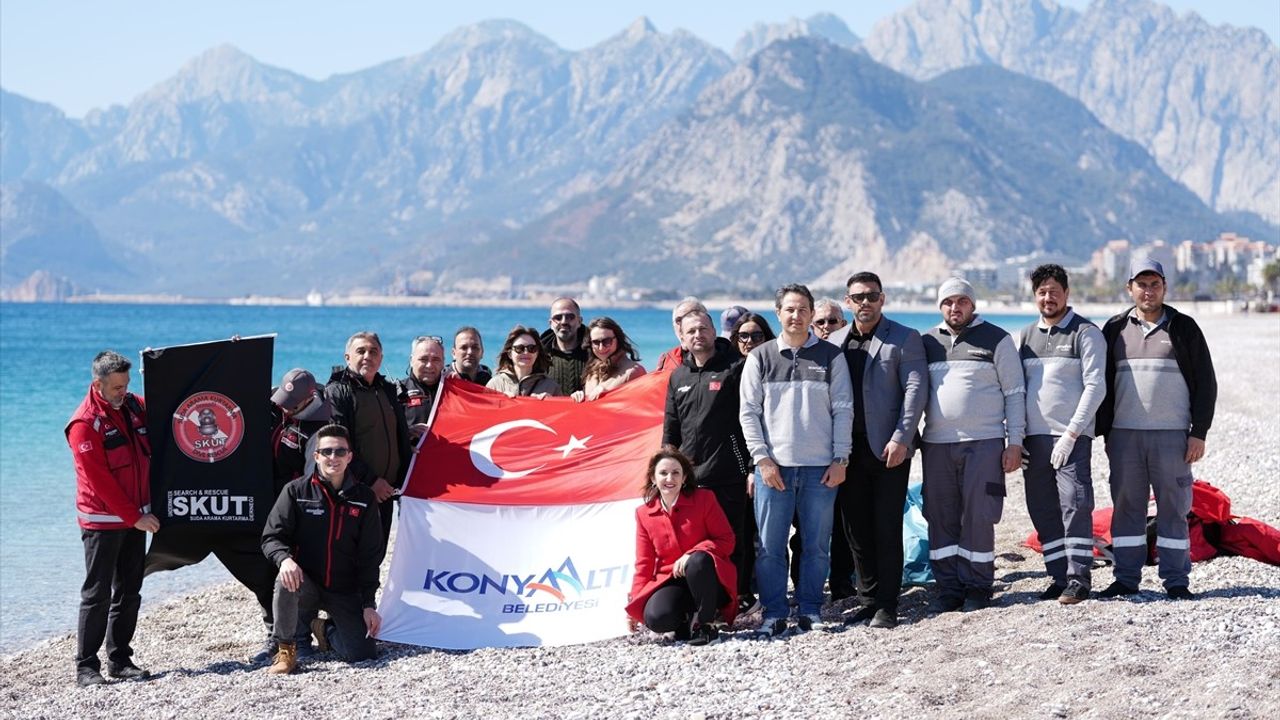 Konyaaltı'nda Deniz Temizliği Etkinliği