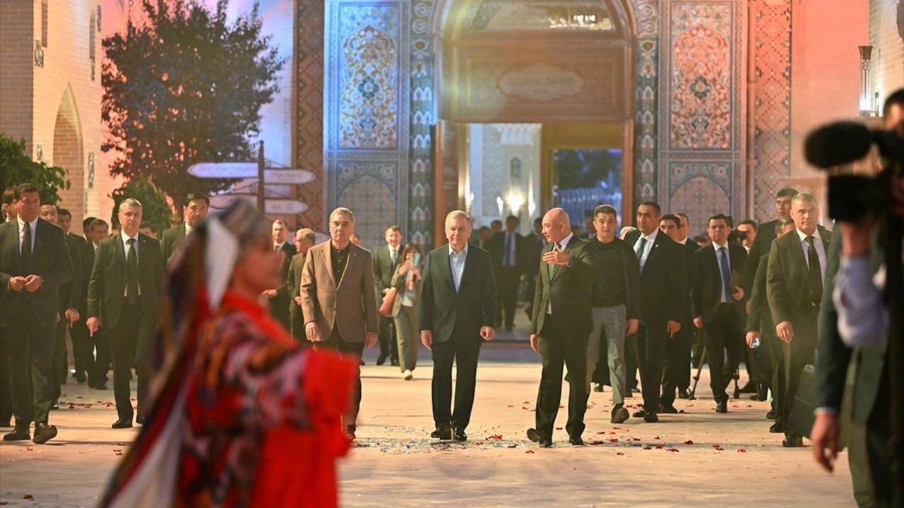 Özbekistan ve Türkmenistan Arasındaki Stratejik Ortaklık Gelişiyor