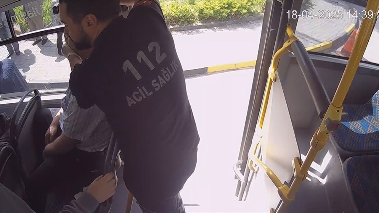 Sakarya'da Otobüs Şoföründen Örnek Davranış
