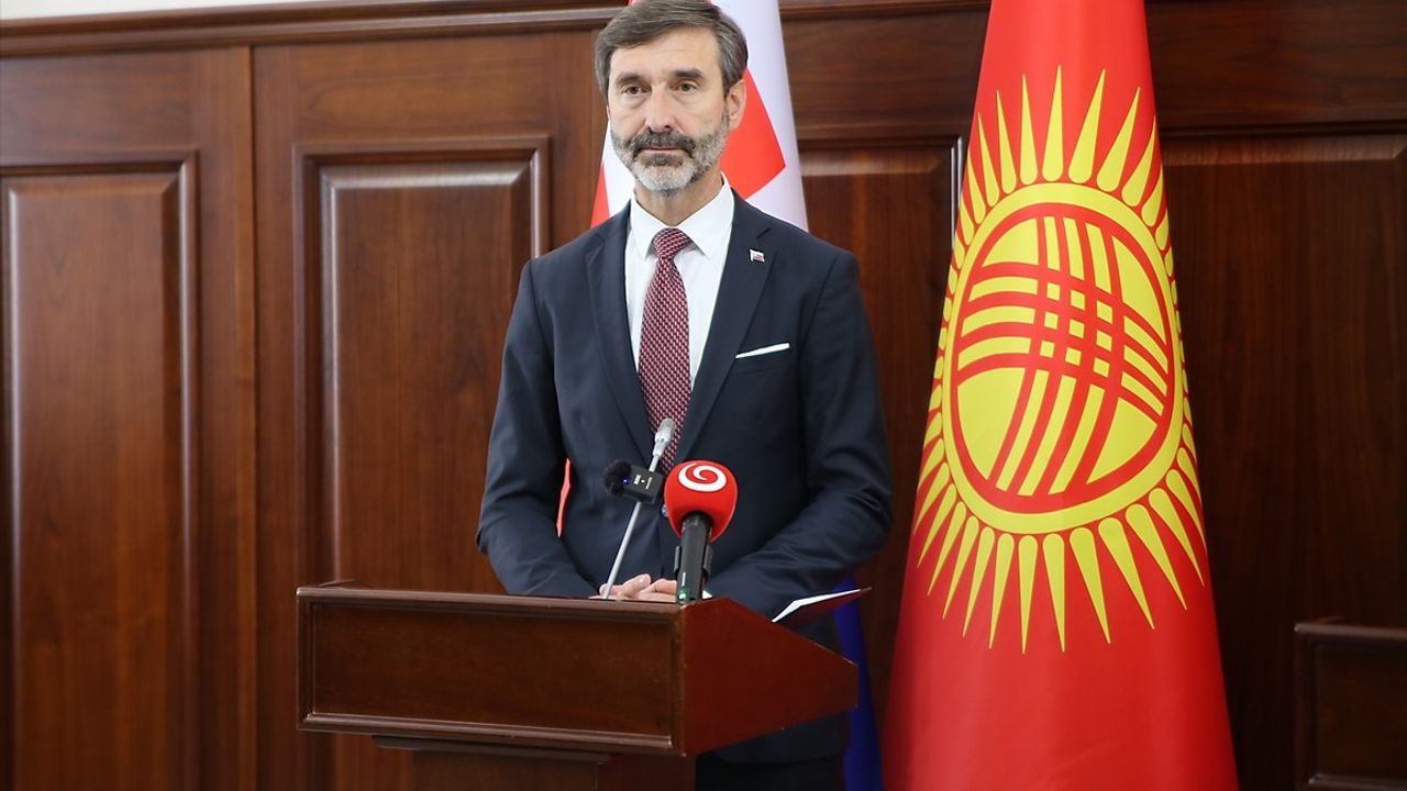 Slovakya ve Kırgızistan Tarihi İşbirliğini Yeniden Canlandırma Çabasında