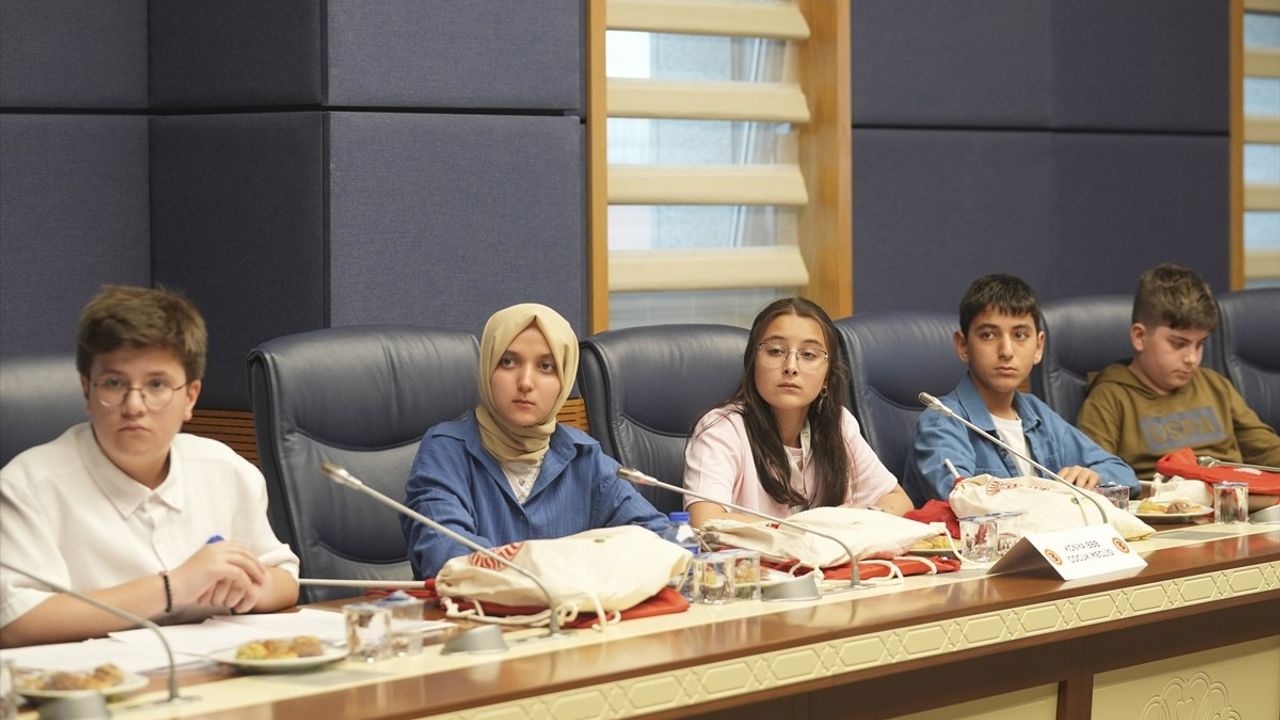 TBMM Çocuk Hakları Alt Komisyonu Çocuk Meclislerini Dinledi