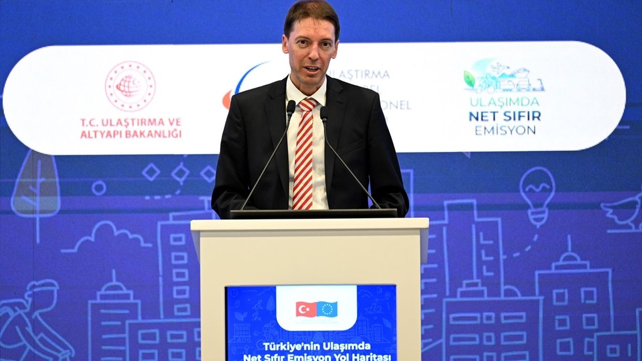 Türkiye'nin Ulaşımda Net Sıfır Emisyon Yol Haritası Tanıtıldı