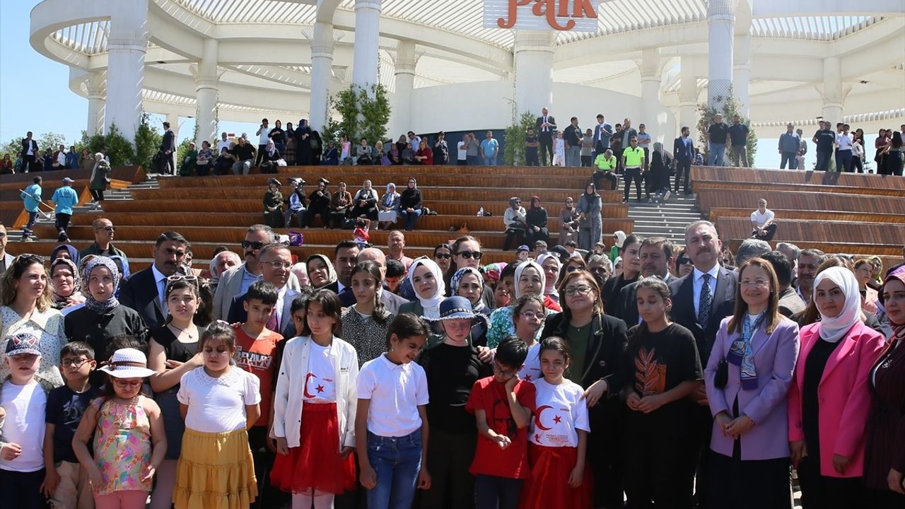 2025 Aile Yılı İlan Edildi: Bakan Göktaş Gaziantep'te Konuştu