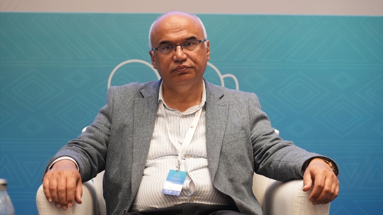 3. Uluslararası Aile Sempozyumu Sürüyor