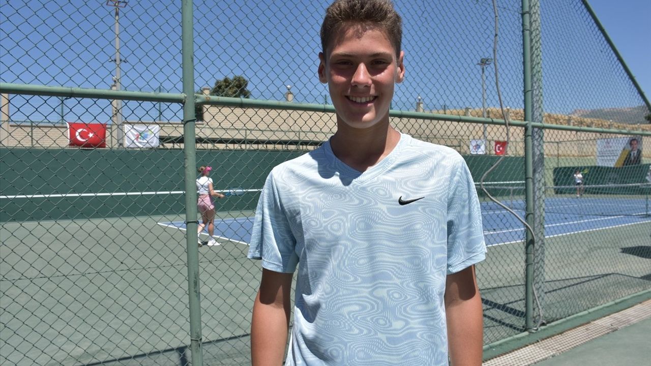 4. Uluslararası Cudi Cup Tenis Turnuvası Çeyrek Final Maçları Tamamlandı