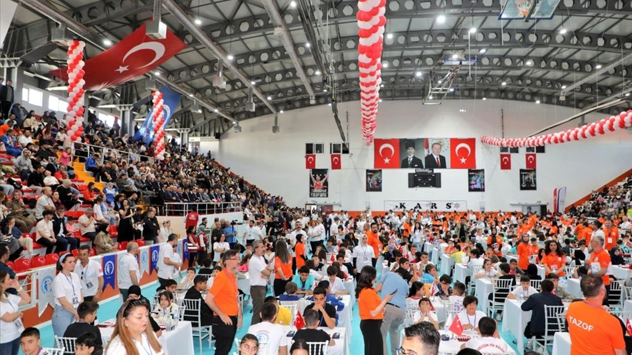 7. Akıl ve Zeka Oyunları Türkiye Şampiyonası Kars'ta Heyecanla Başladı