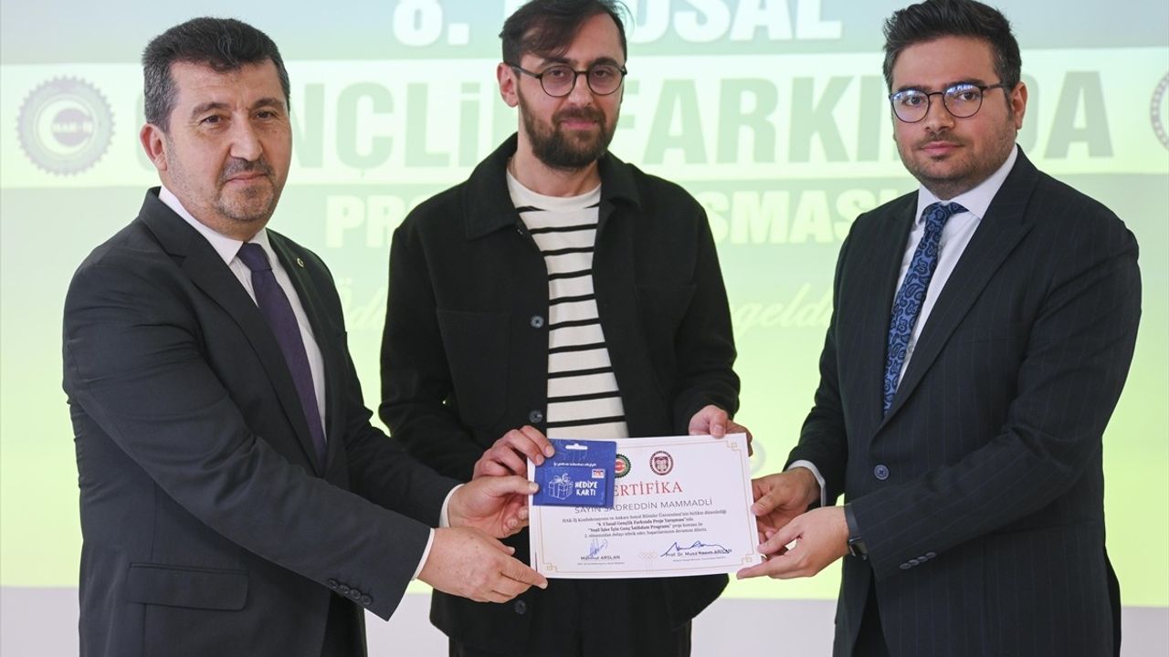 8. Ulusal Gençlik Farkında Proje Fikri Yarışması Ödül Töreni