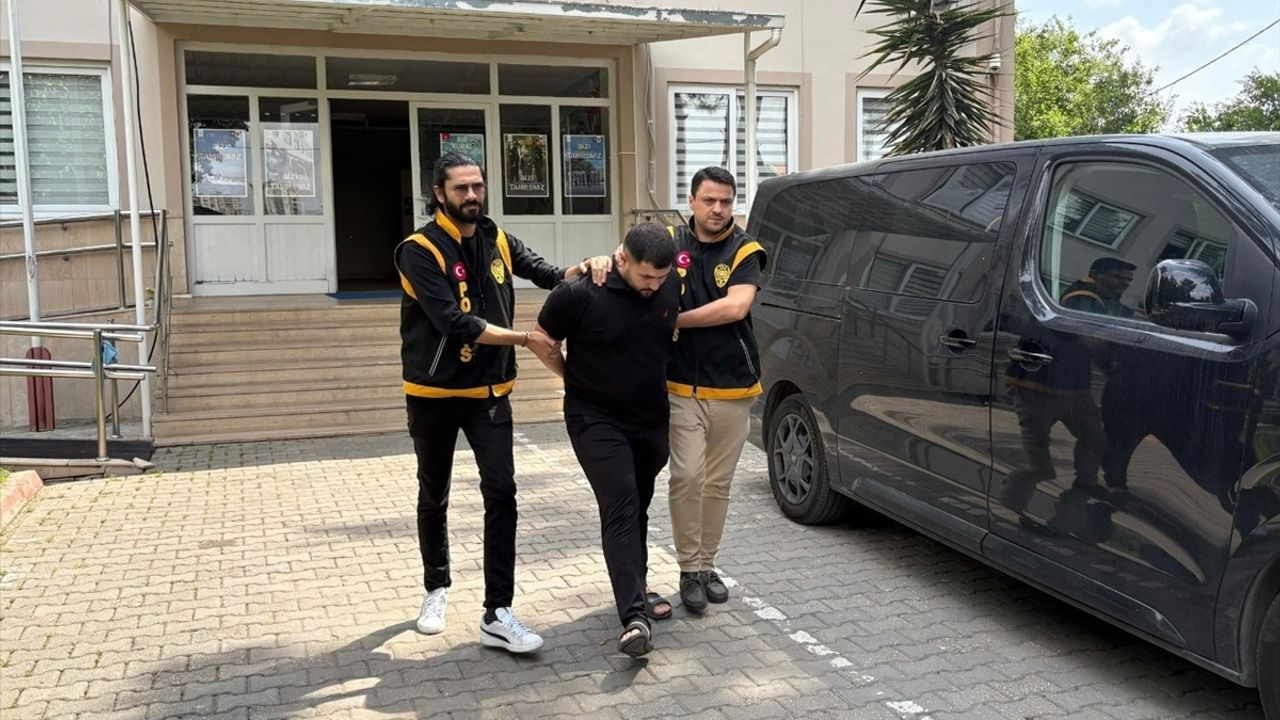 Adana'da Dolmuş Saldırısı: Saldırgan ve Yardımcısı Yakalandı