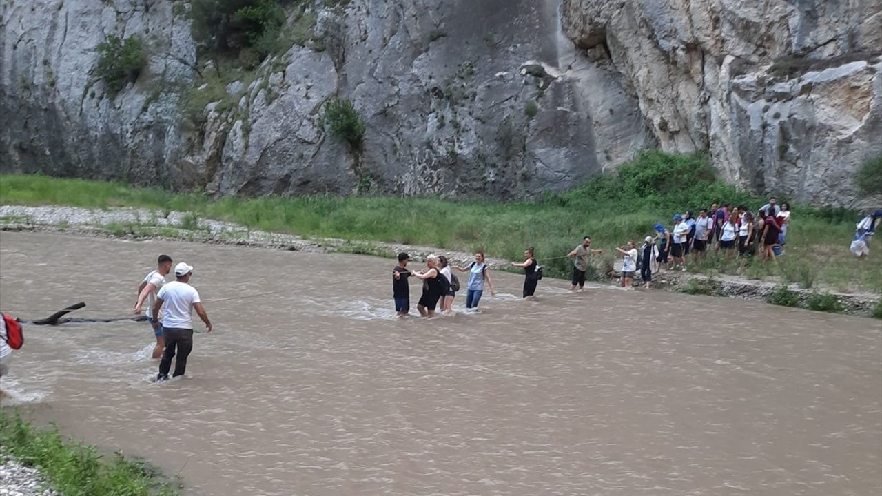 Adana Kapıkaya Kanyonu'nda Kurtarma Operasyonu