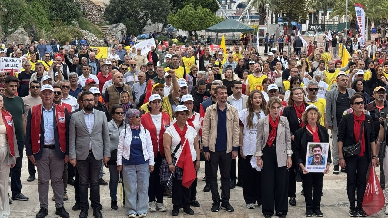 Alanya'da 1 Mayıs Emek ve Dayanışma Günü Kutlaması