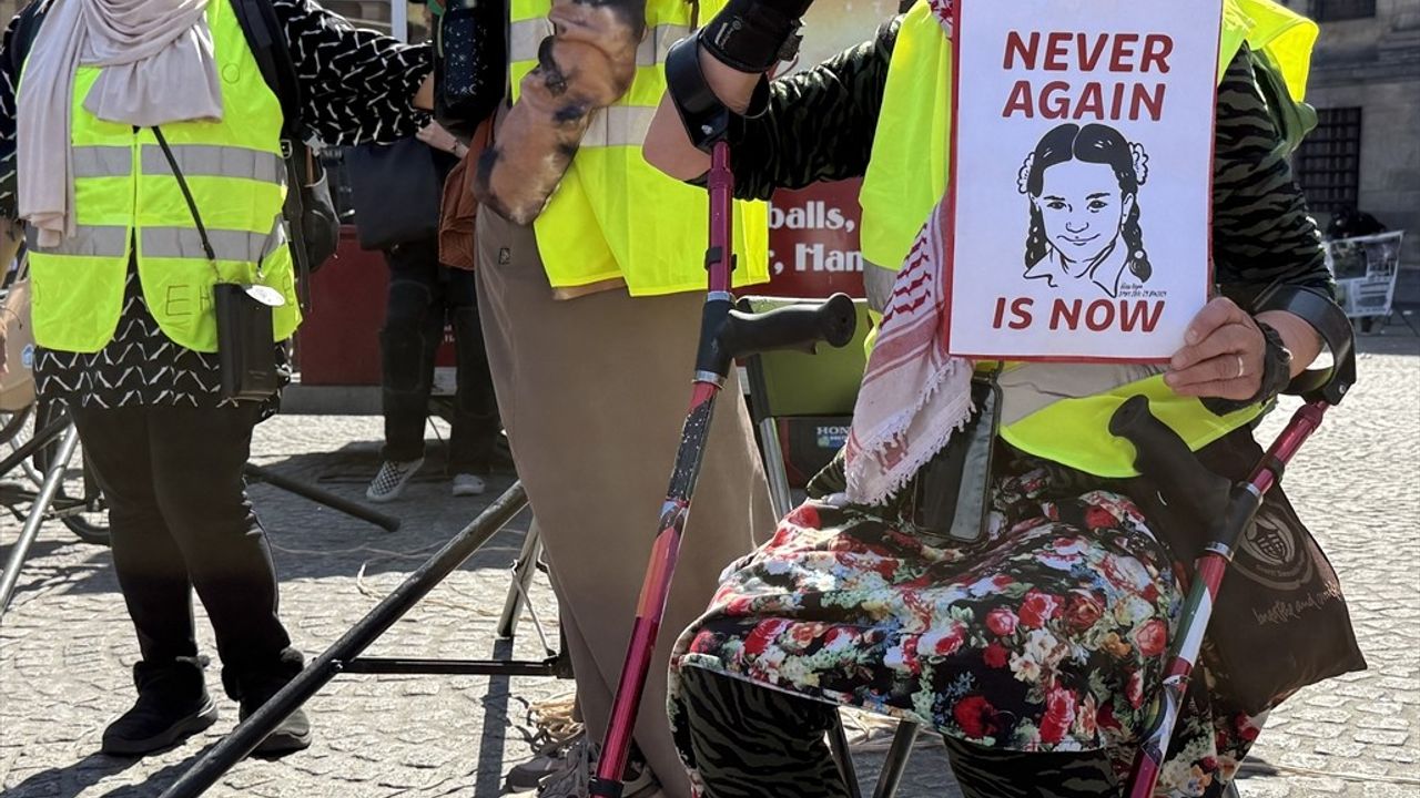 Amsterdam'da Nekbe'nin 77. Yılı İçin Protesto Gösterisi