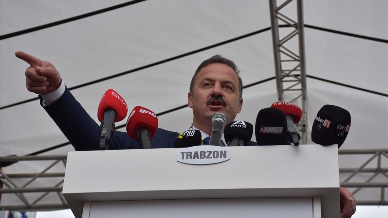 Anahtar Parti Genel Başkanı Yavuz Ağıralioğlu Trabzon'da Halkla Buluştu