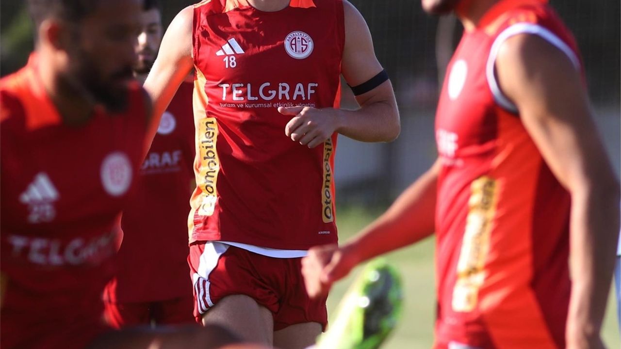 Antalyaspor, Eyüpspor Maçına Hazırlıklarını Başlattı