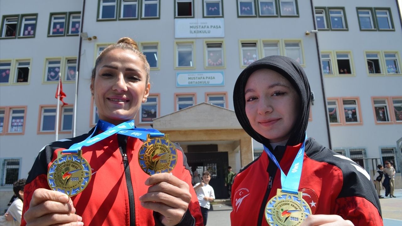 Avrupa Şampiyonu Tekvandocuların Dünya Şampiyonası Hedefi