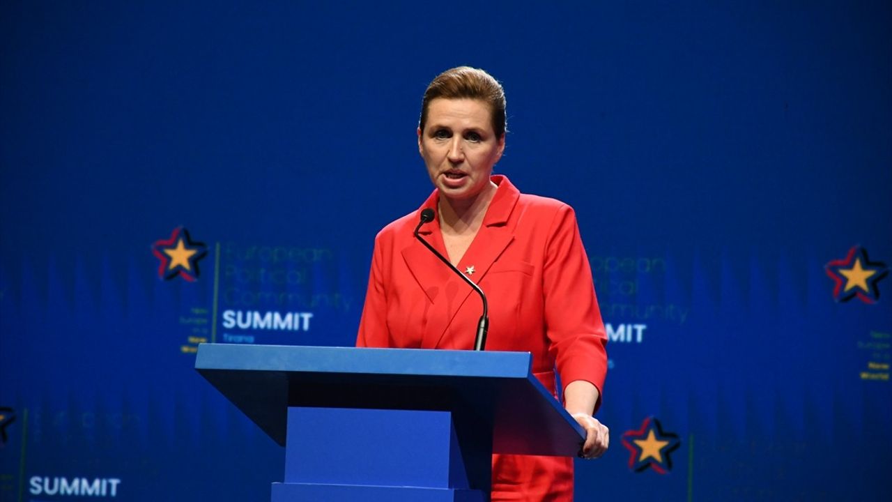 Avrupa Siyasi Topluluğu 6. Zirvesi Tiran'da Tamamlandı