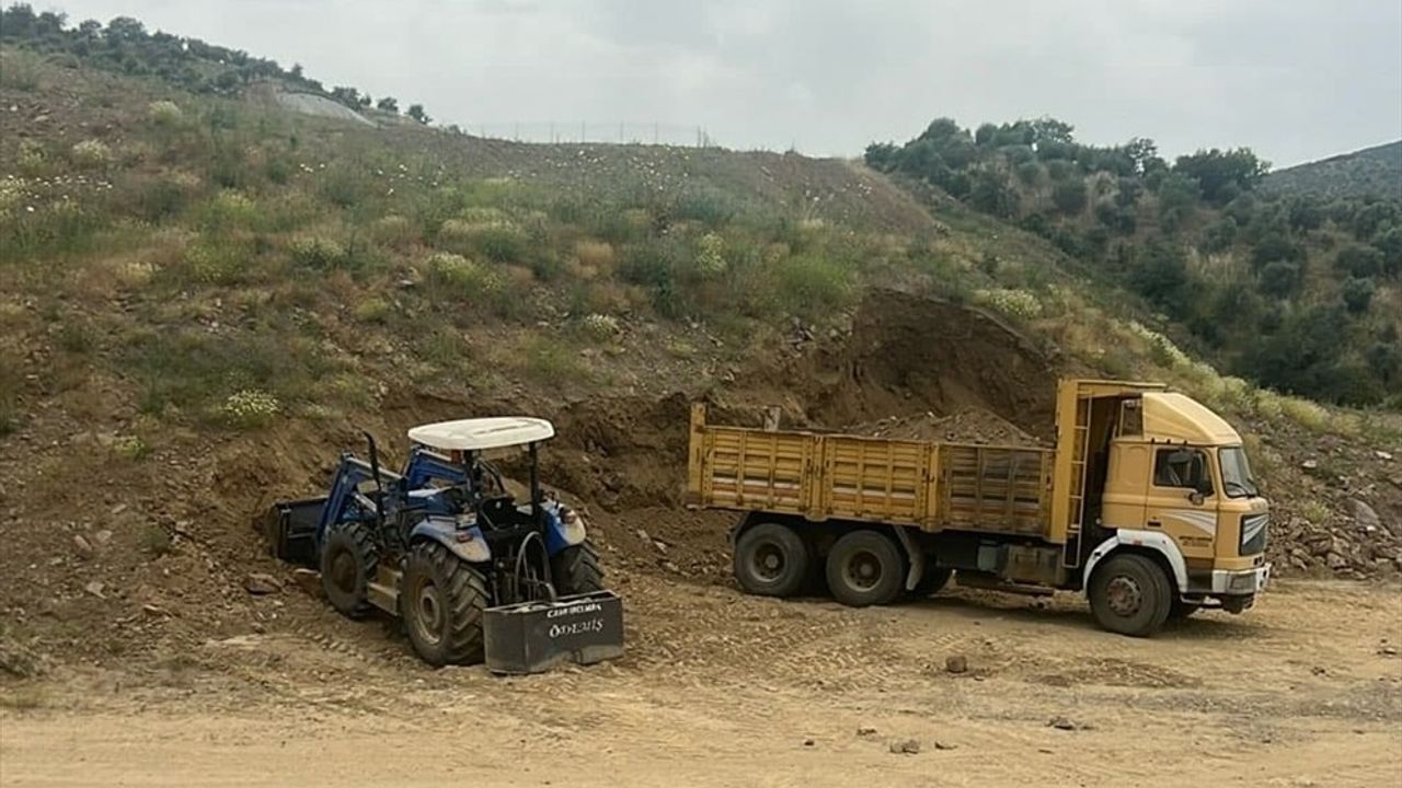 Aydın'da Kepçe Operatörü Toprak Altında Kalarak Hayatını Kaybetti
