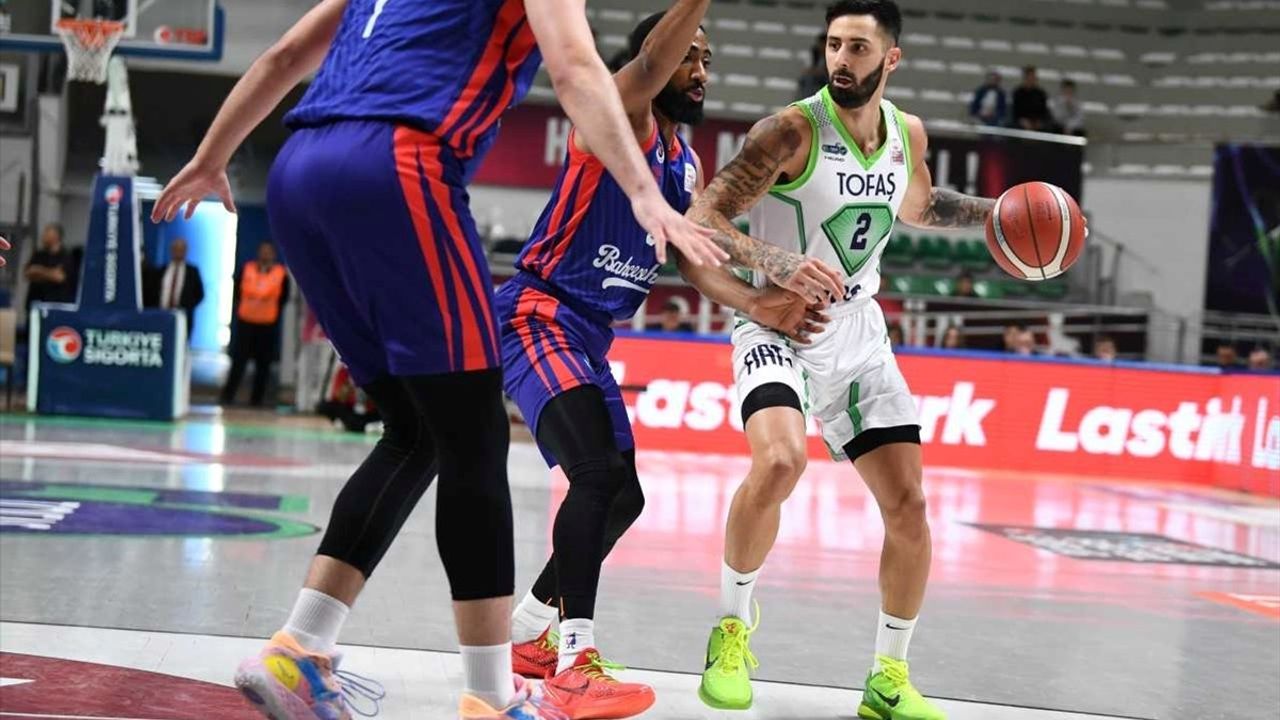 Bahçeşehir Koleji, TOFAŞ'ı Deplasmanda Yendi