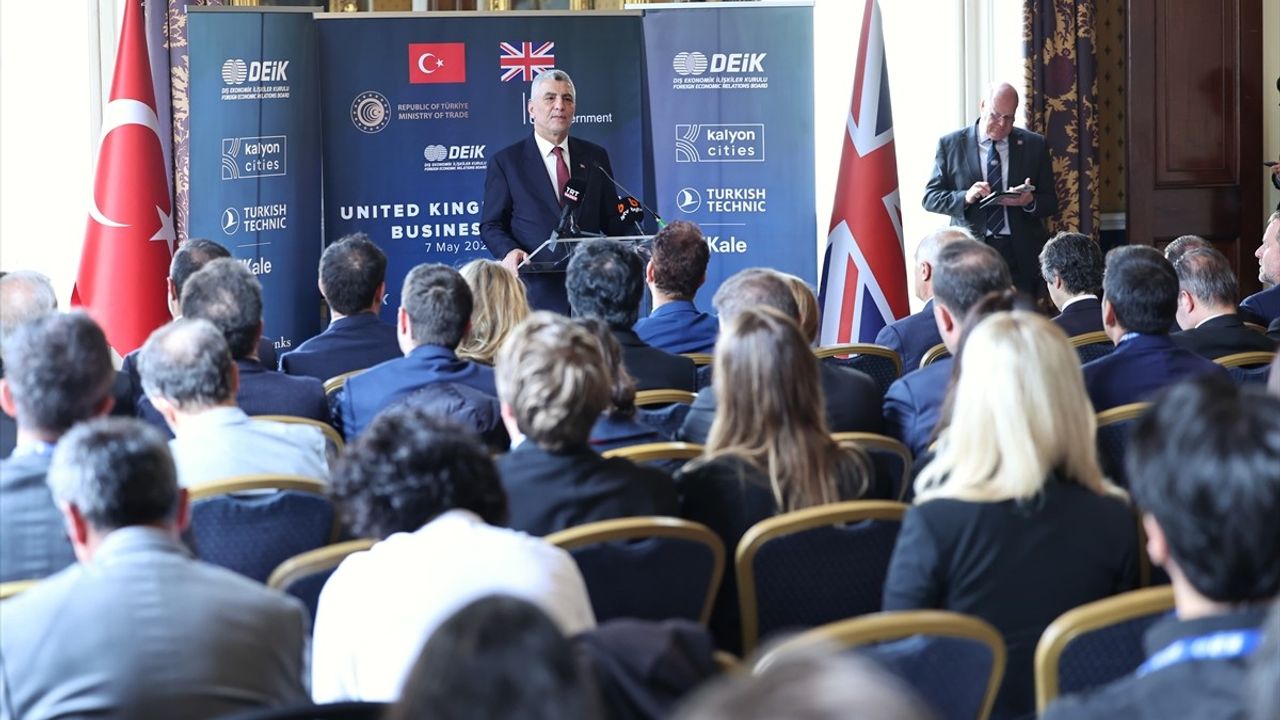 Bakan Bolat, Türkiye-İngiltere İş Forumu'nda Ekonomik İşbirliğini Vurguladı