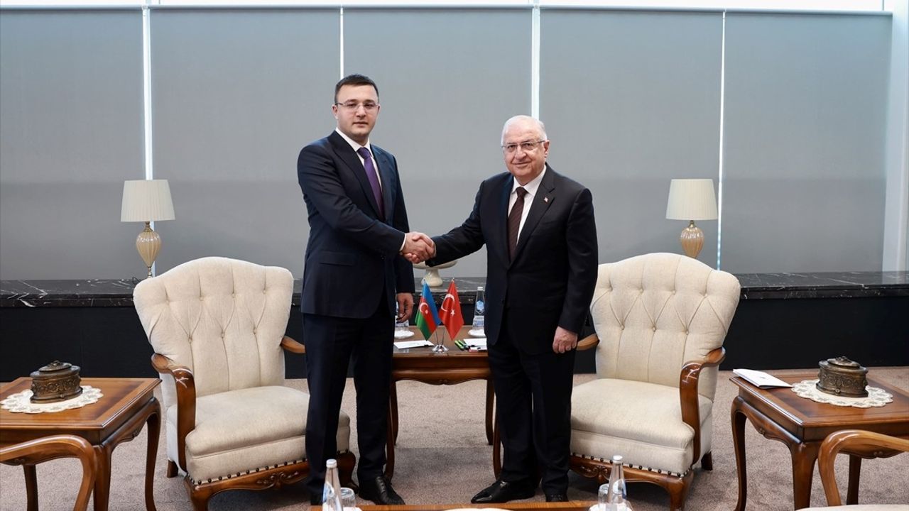 Bakan Güler, Azerbaycan Savunma Bakan Yardımcısı Gurbanov'u Ağırladı