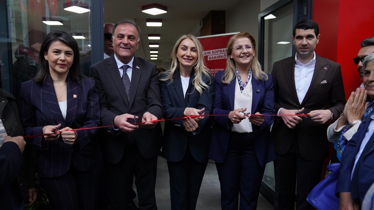 Bakırköy'de Yeni Kent Lokantası Hizmete Açıldı